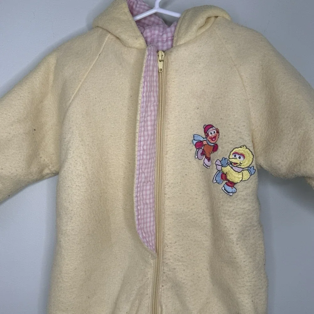 Sesame Street Big Bird Zoey Unisex Baby Winter Bunting Suit 12Mo Yellow Hood EUC